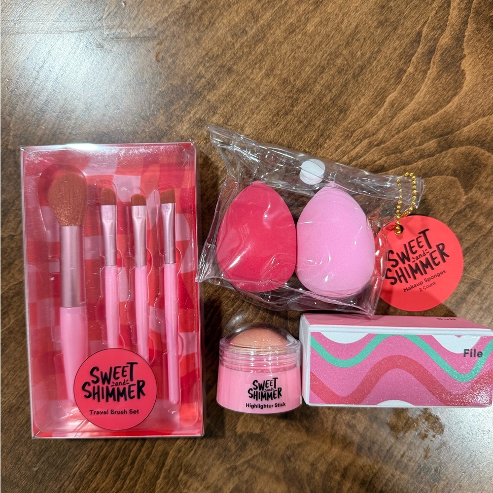 ULTA Sweet & Shimmer Makeup Set with Brushes and Sponges